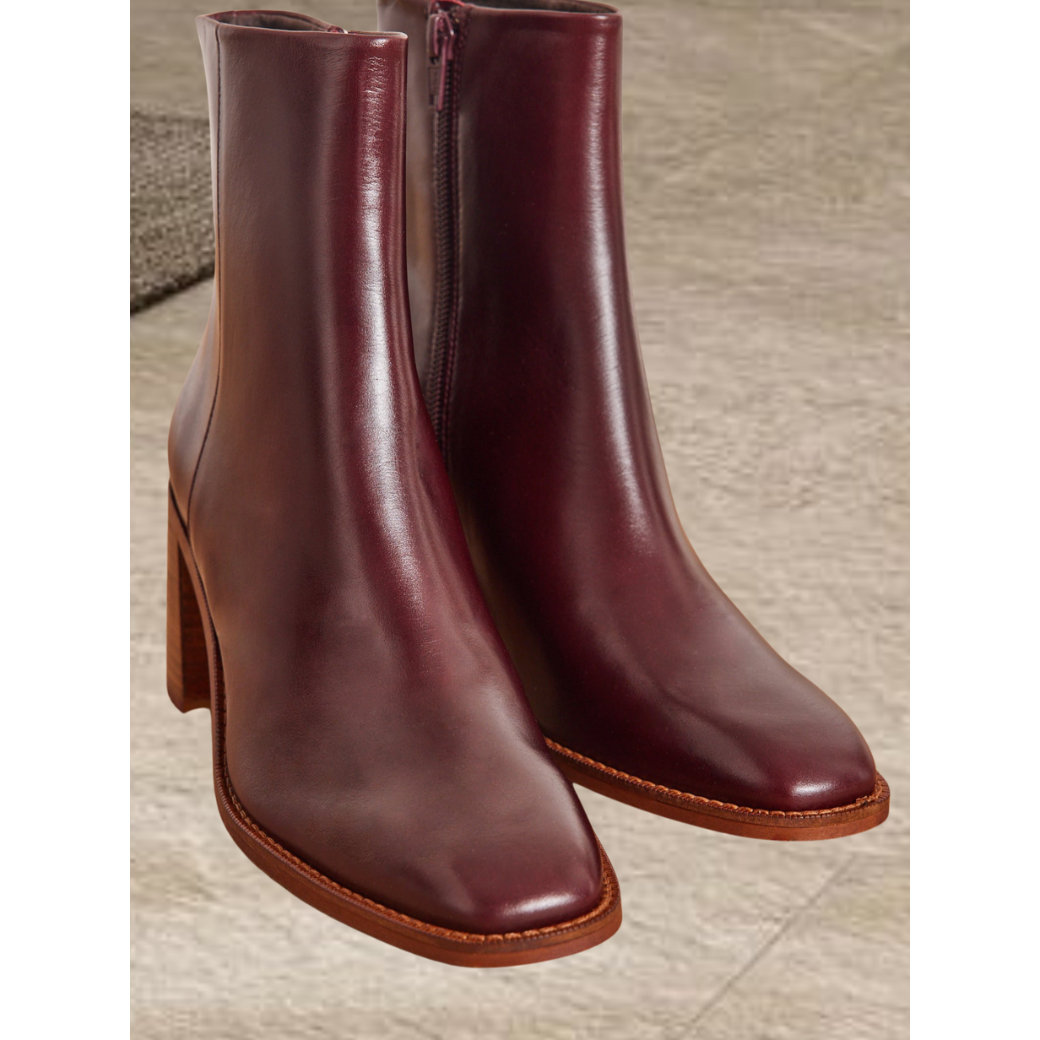 Bottes élégantes femme – Chaussures stylées en cuir pour occasions spéciales